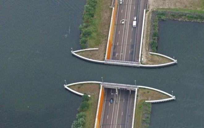 aqueduct-veluwemeer-water-bridge-netherlands