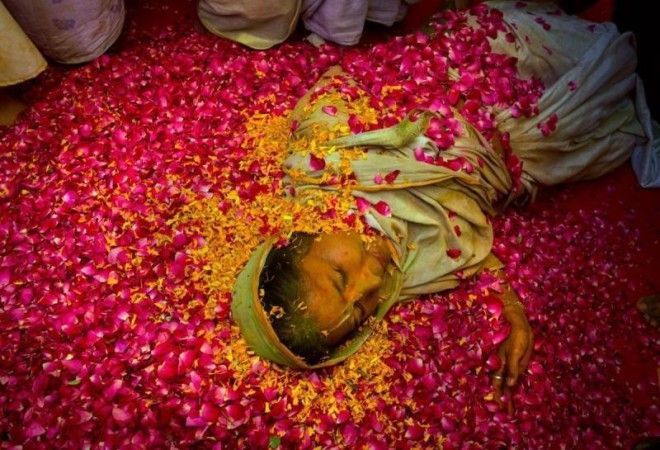 17 gorgeous photos of Indias Holi festival