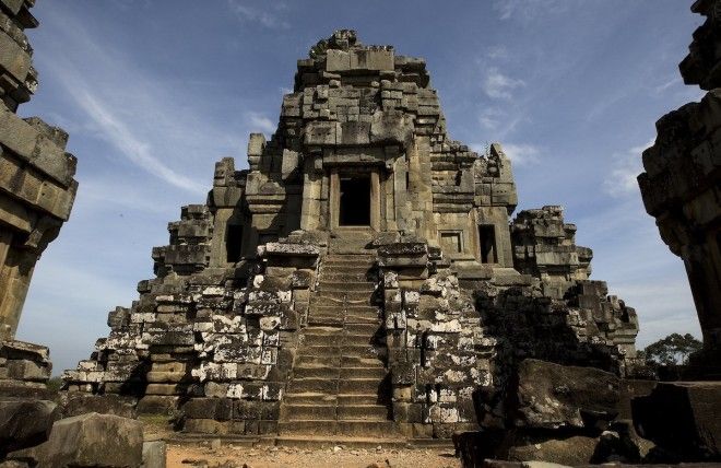 Be inspired by the ancient temples of Angkor Wat Cambodia