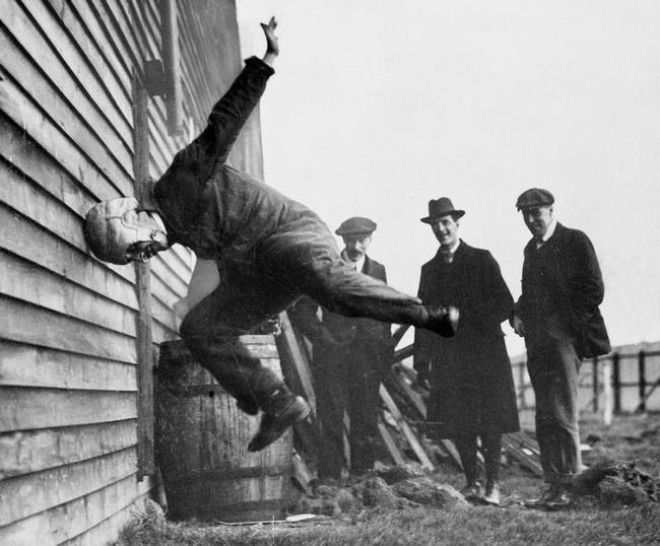 28 Bizarre Vintage Photos That Prove Our History Was Messed Up
