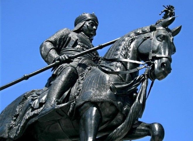 Maharana Pratap on Chetak 