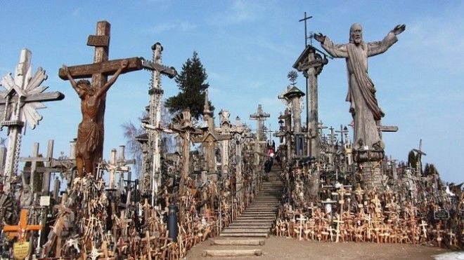 9 Places Around the World That Only the Bravest Tourists Dare Visit