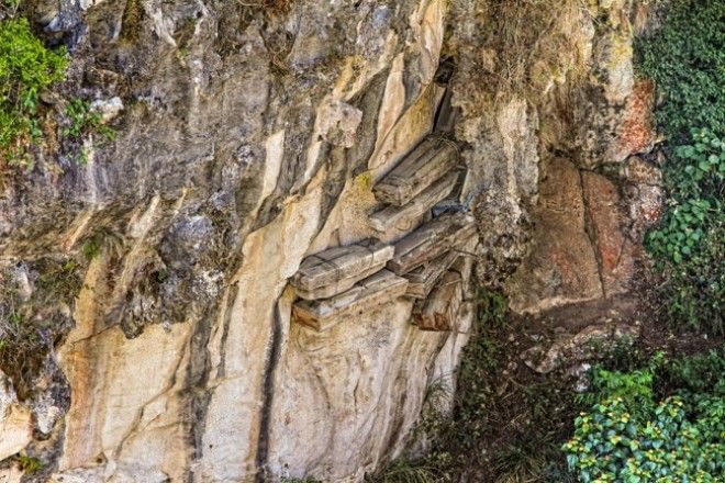 9 Places Around the World That Only the Bravest Tourists Dare Visit