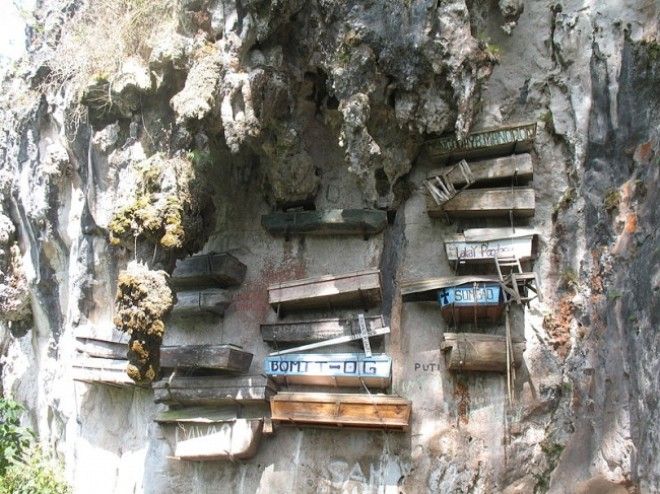 9 Places Around the World That Only the Bravest Tourists Dare Visit