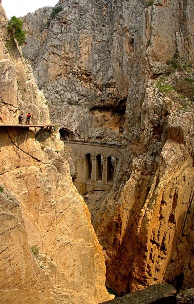9 Places Around the World That Only the Bravest Tourists Dare Visit