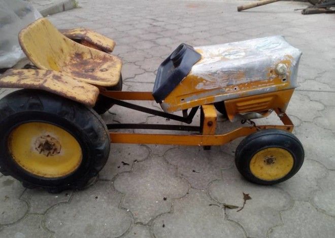 Old Russian Pedal Cars Undergo Brilliant Restoration
