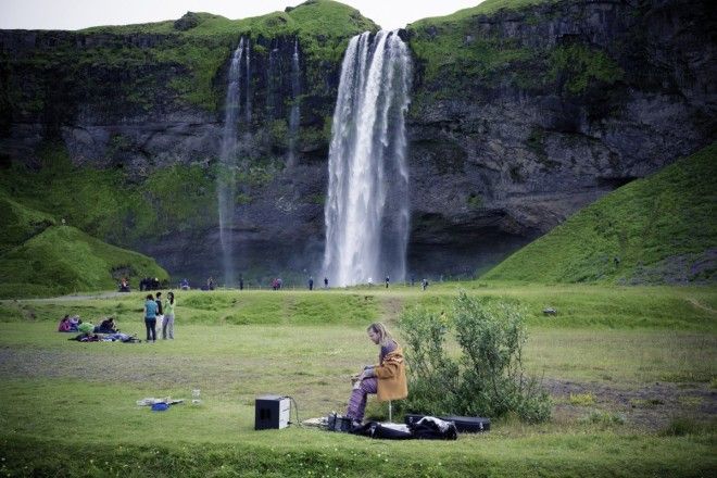 9. Iceland — People in Iceland have a high life expectancy, living an average of 82.7 years.