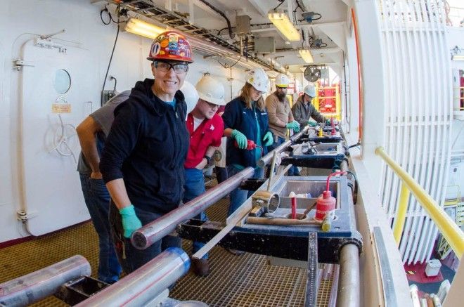 An international team of 32 scientists found a new continent in the South Pacific