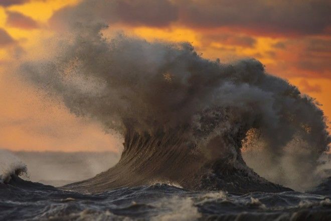 For former sports photographer Dave Sandford shooting Lake Eries monstrous waves is not unlike his past job Things happen very fast in the blink of an eye Sandford said