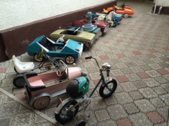 Old Russian Pedal Cars Undergo Brilliant Restoration