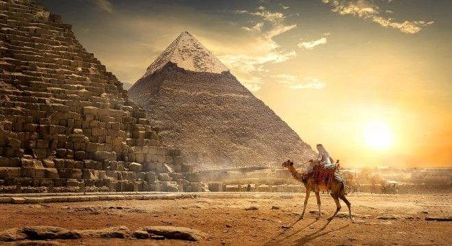 Scientists peered into the Great Pyramid of Giza in a new way and found a secret chamber there