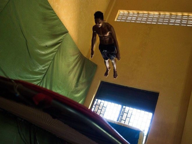 There's a trampoline room with a 20-foot ceiling.