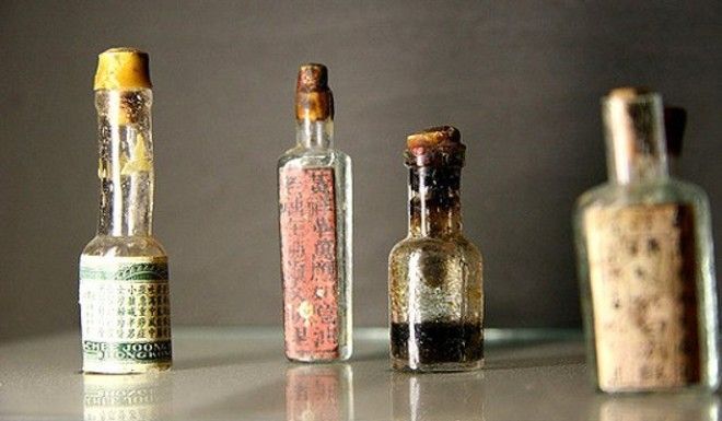 vial of mercury