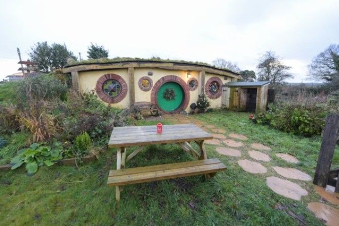 Hobbit House With Sea View Should Be Your Next Holiday Home Destination