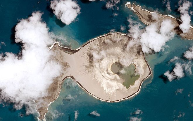 hunga-tonga-volcanic-island