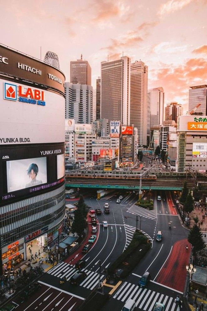 Explore Tokyo Shinjuku