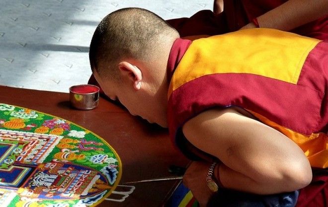 tibetan-sand-mandala-5