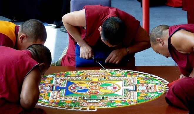 tibetan-sand-mandala-6
