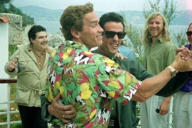 26 Rare Photos of Celebrities in Ways We Werent Expecting to See Them
