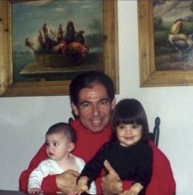 21 Photos Of The Kardashians Before Fame That Are Actually Gold