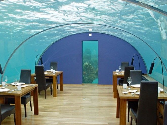 5 Unbelievable Underwater Hotels and the Engineering That Made Them Possible