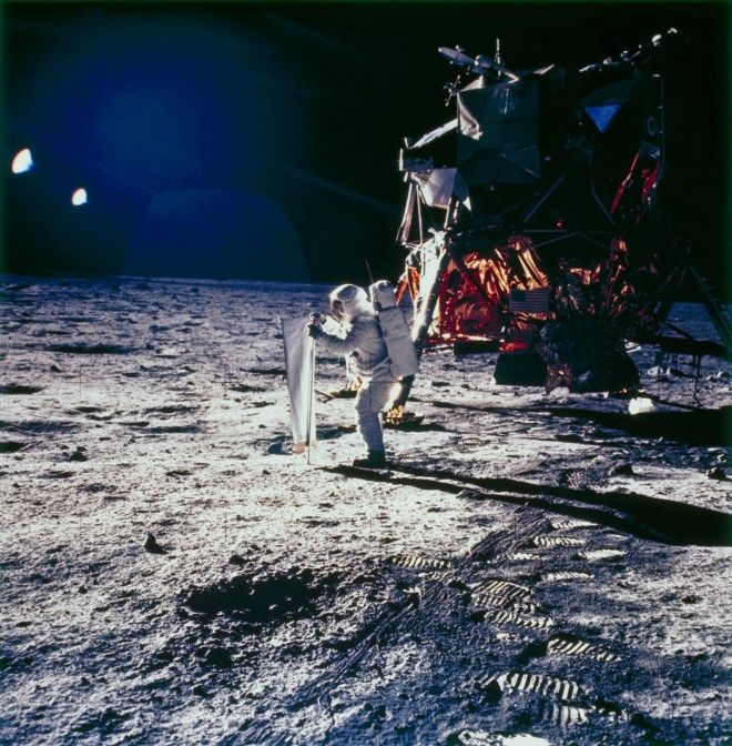  Aldrin, the second man on the moon, is reported to have said he saw an L-shaped object