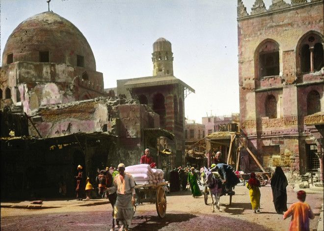 The Kalaoun Mosque in Cairo documented on a hand-colored lantern slide.