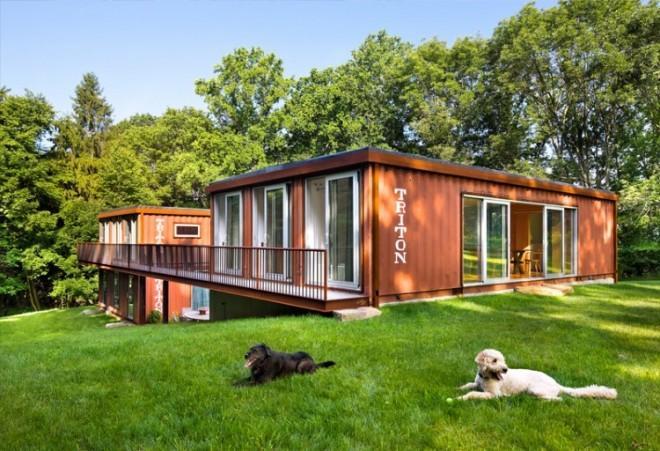 Shipping container modern home