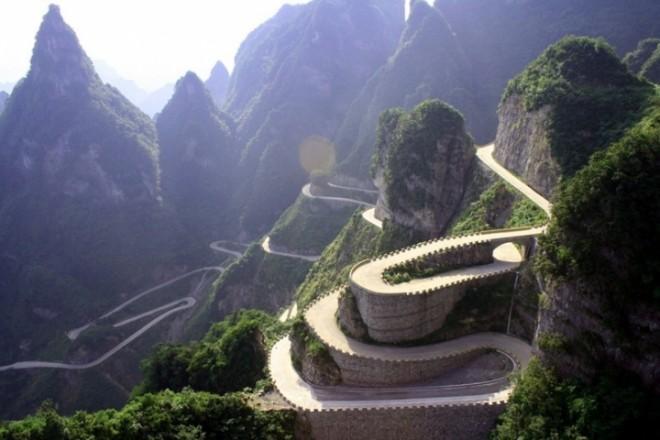 The Heaven-Linking Avenue gets its name for a reason, consisting of 99 curves