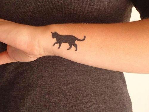 Most women get it inked in cute and minimalist style