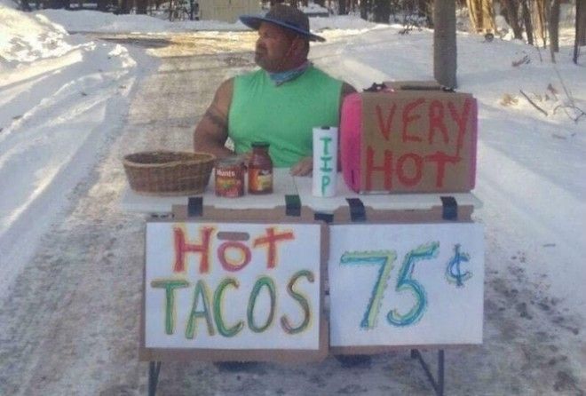 We adore such jokesters, and we offer you 24 pictures from people who have an extraordinary sense of humor.
