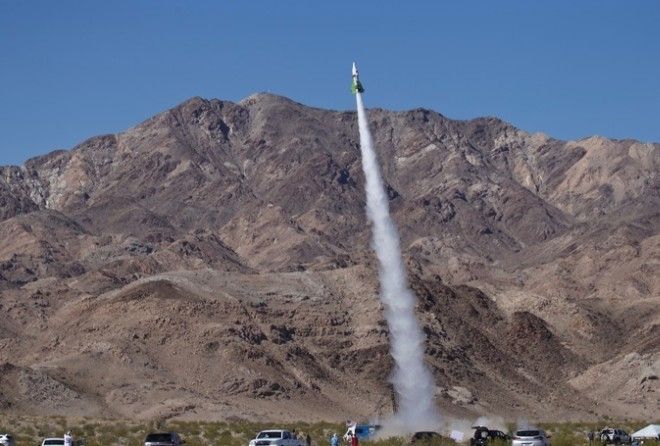 Flat-Earther finally launches himself in homemade rocket, discovers nothing useful